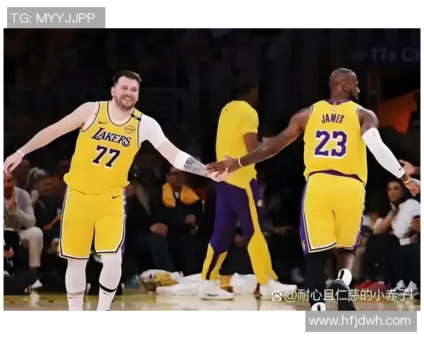 湖人队与犹他爵士的激烈对决谁能在这场比赛中笑到最后