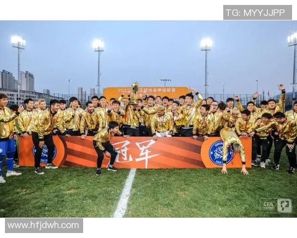 淄博蹴鞠迎战湖北球队全力争胜展现足球魅力与激情对决