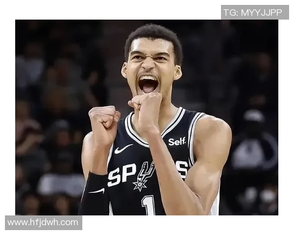 文班亚马新赛季表现惊艳场均20分10篮板3盖帽领跑新秀榜单 文班亚马新赛季表现惊艳场均20分10篮板3盖帽领跑新秀榜单