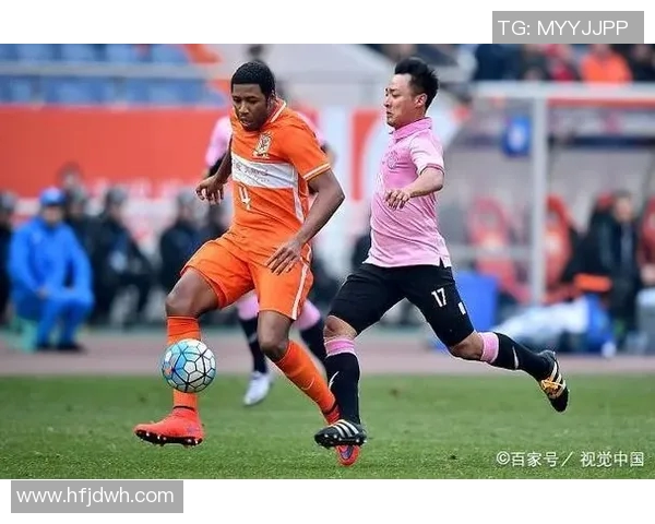 鲁能与富力激战正酣比赛比分揭晓引发球迷热议